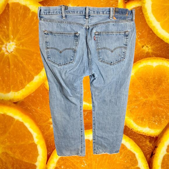 Levi's Men's Light Wash Mid Rise Regular Fit‎ Straight Leg Jeans Size 40x30 - Picture 3 of 10